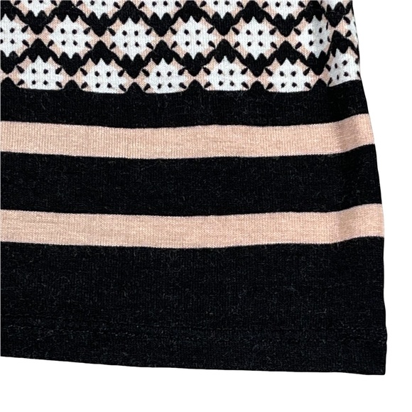 Max Studio small short ruffle sleeve wide elastic neck light pink & black shirt - Picture 6 of 12